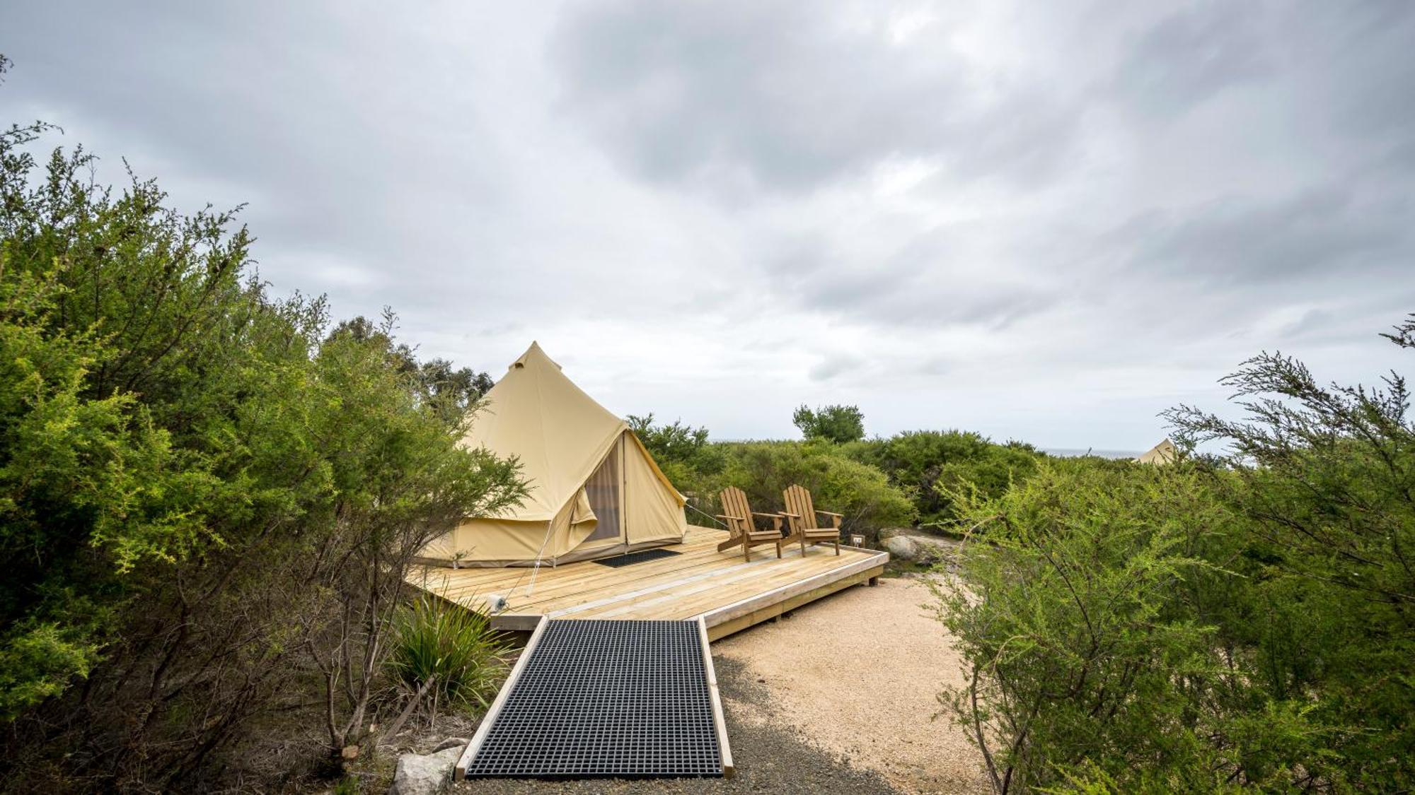 Little Beach Resort Four Mile Creek Extérieur photo